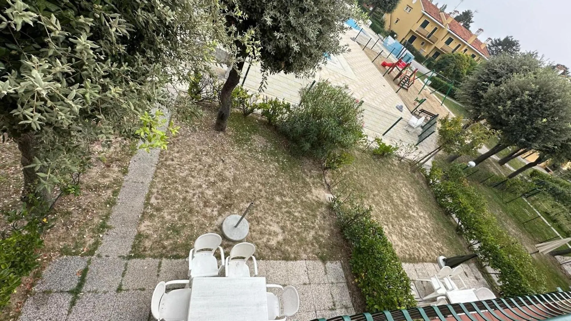 Renovated Villa With Garden And Pool Access Bibione